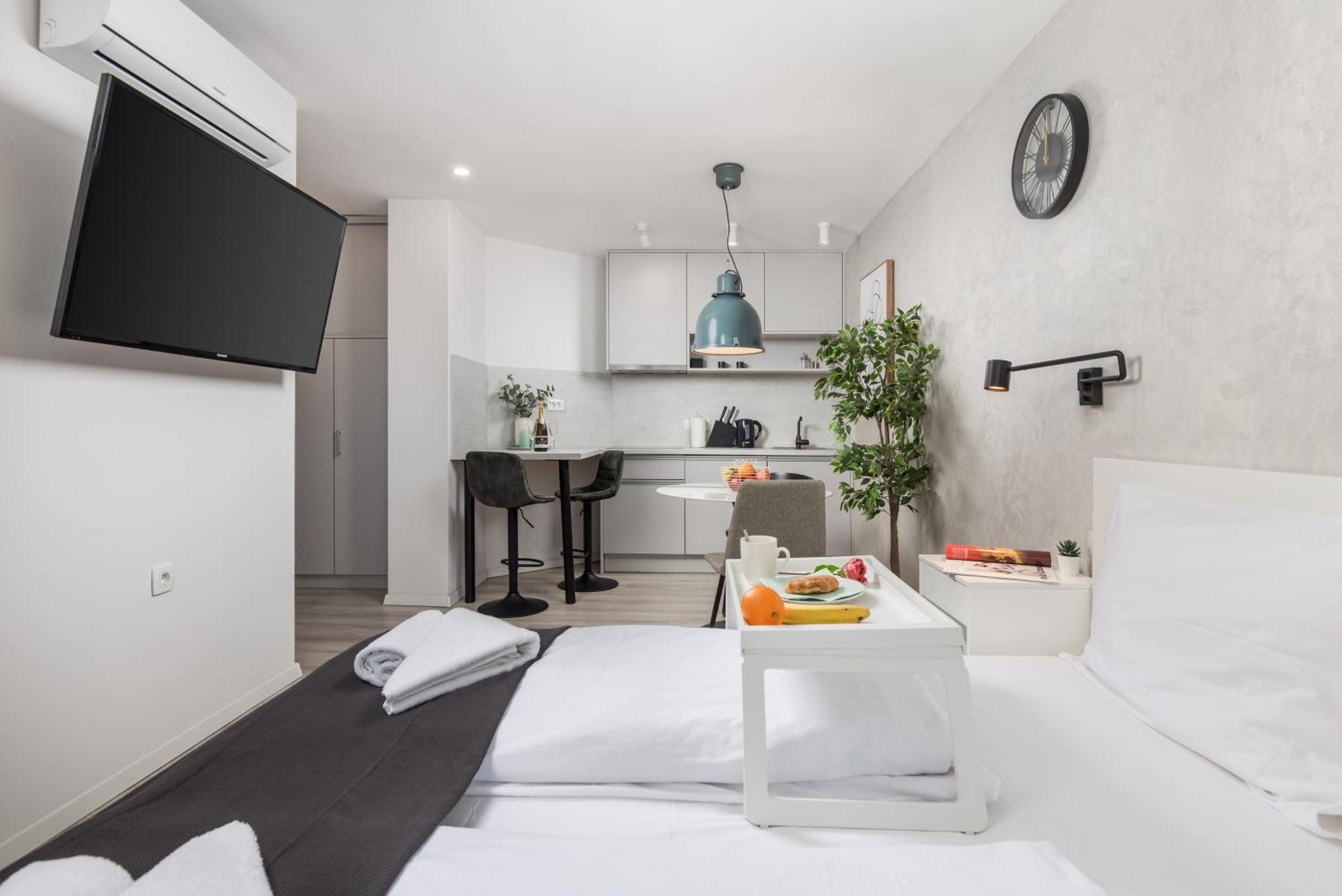 Apartments Penkala Rijeka Exterior photo